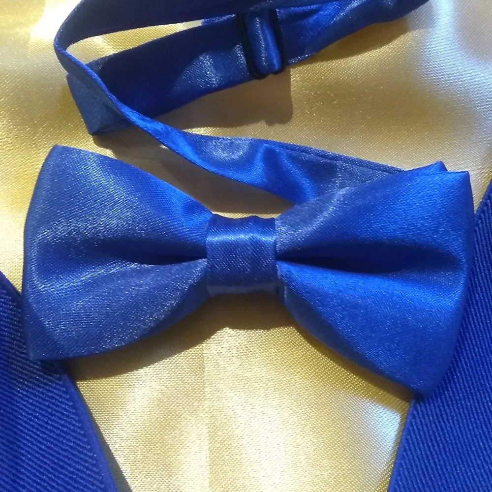 Blue bow tie for boys and suspenders set